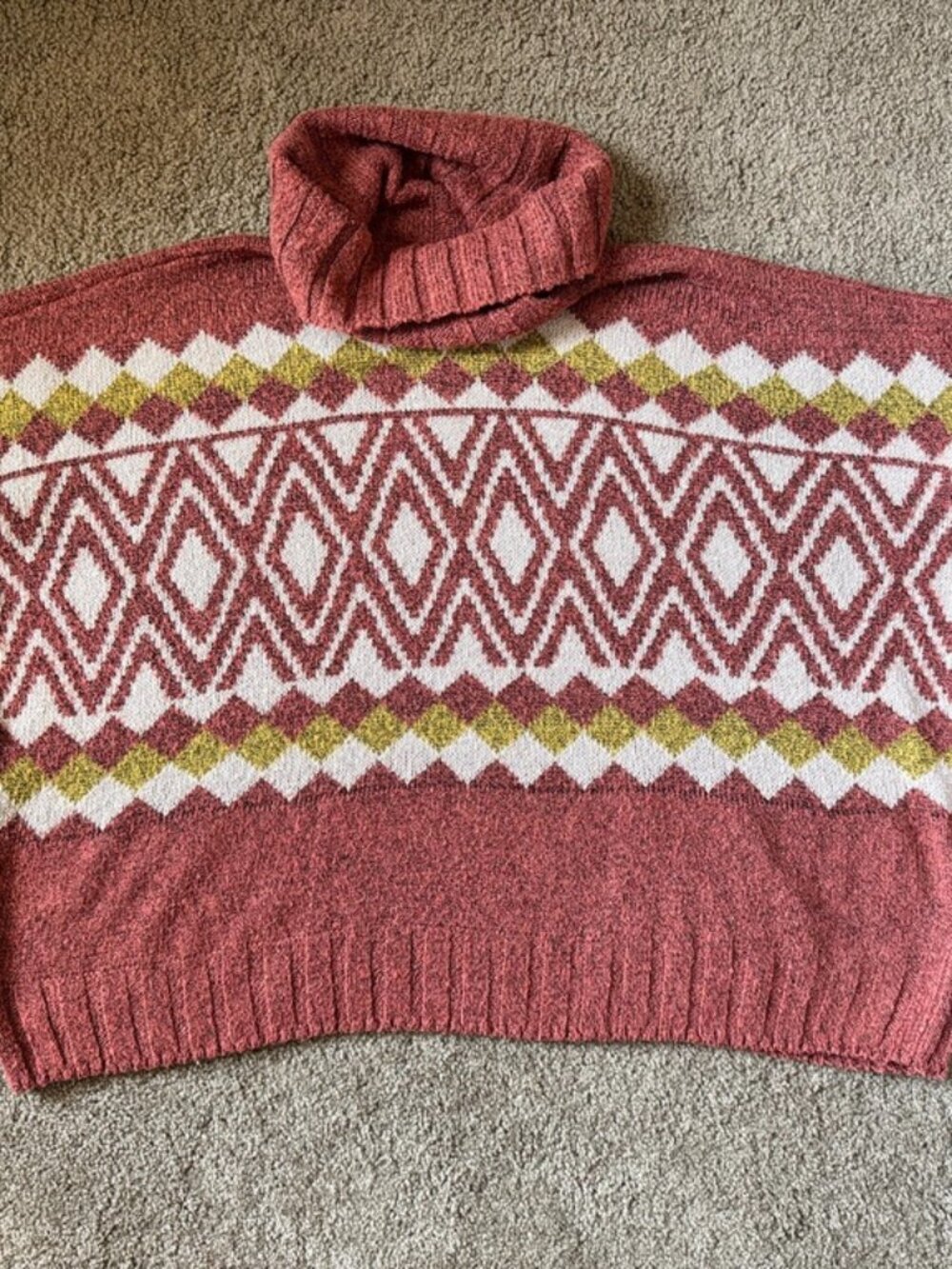 Junior's SO Graphic Knit Oversize boxy turtle neck sweater, cropped.